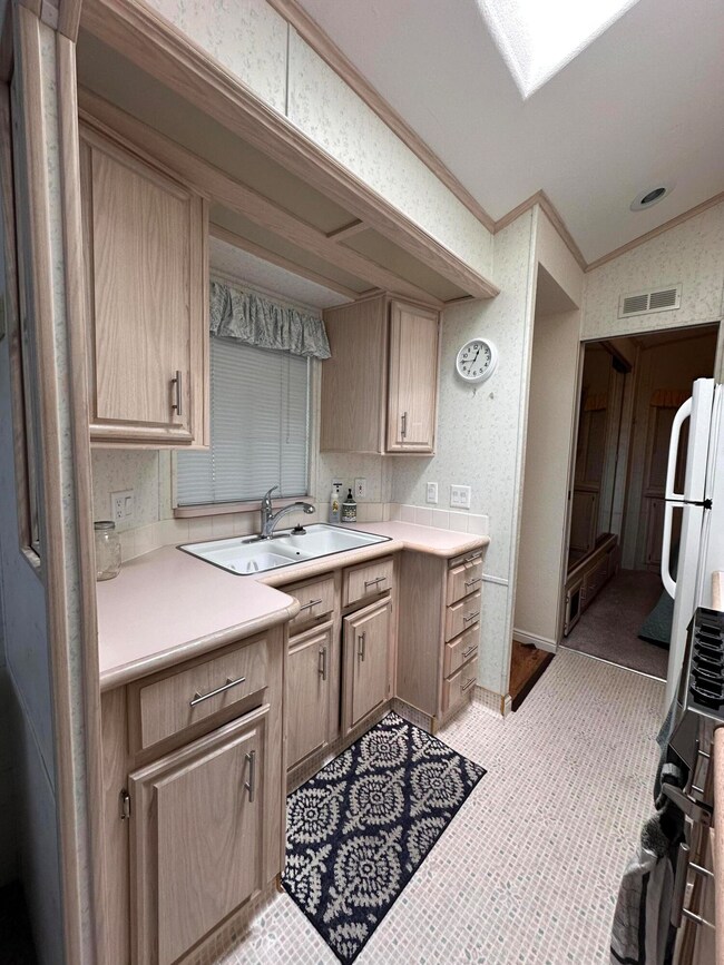 4-Kitchen