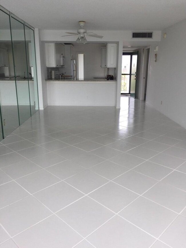 15 Royal Palm Way unit 6020, Boca Raton, FL 33432 - photo 4