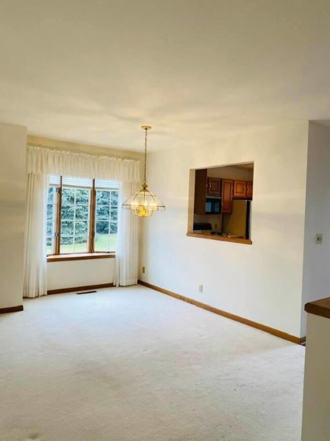 clarewood 823 diningjpg