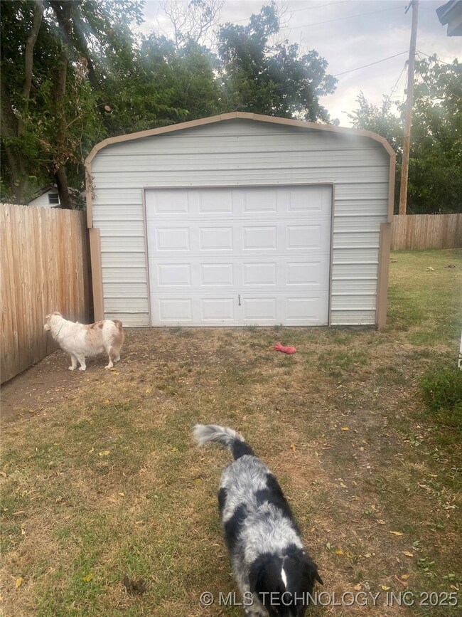 4627 S 27th West Ave, Tulsa, OK 74107 - photo 5