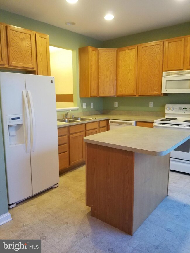 1702 Waltman Rd, Edgewood, MD 21040 - photo 3