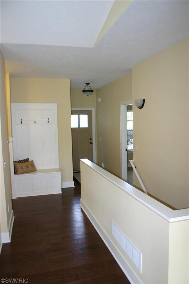 920 N Center Park Dr, Byron Center, MI 49315 - photo 2