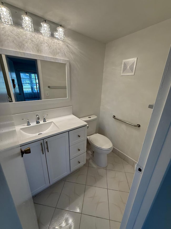 360 Fanshaw I unit 3600, Boca Raton, FL 33434 - photo 2