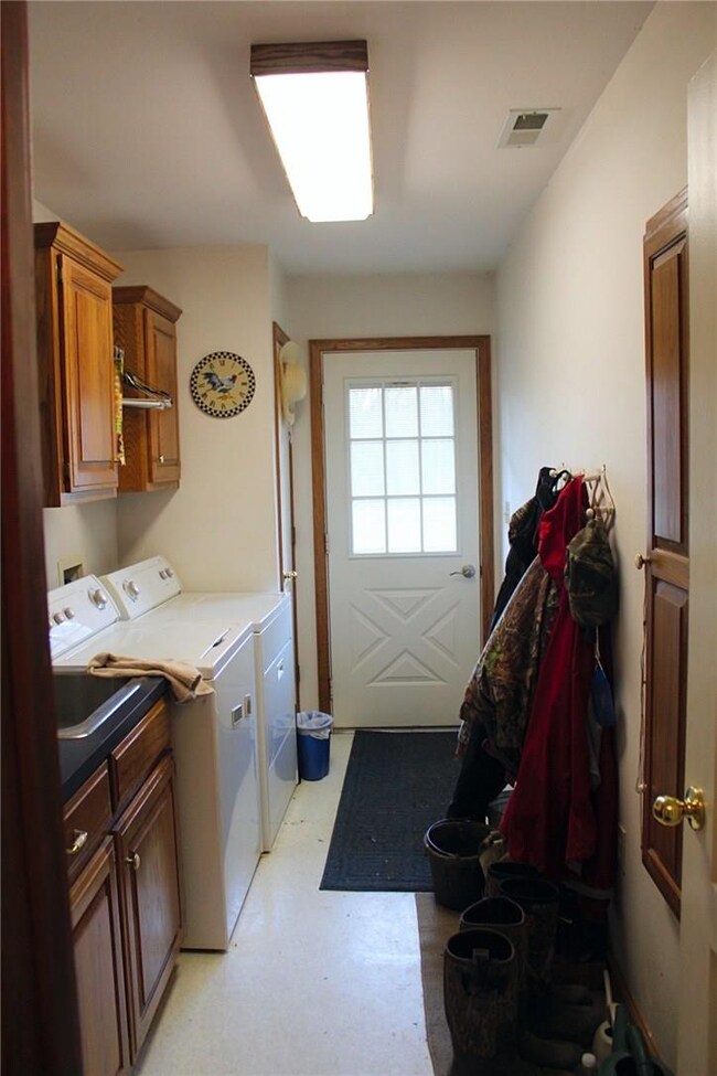 16801 Littrell Rd, Siloam Springs, AR 72761 - photo 7