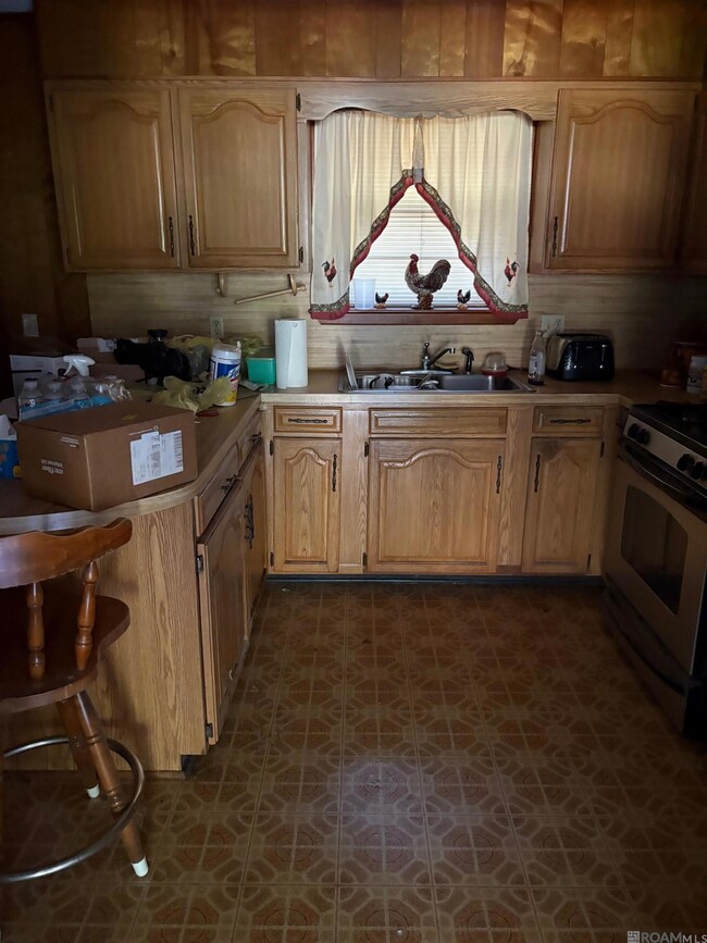 7777 Gov Davis Dr, Baton Rouge, LA 70811 - photo 2