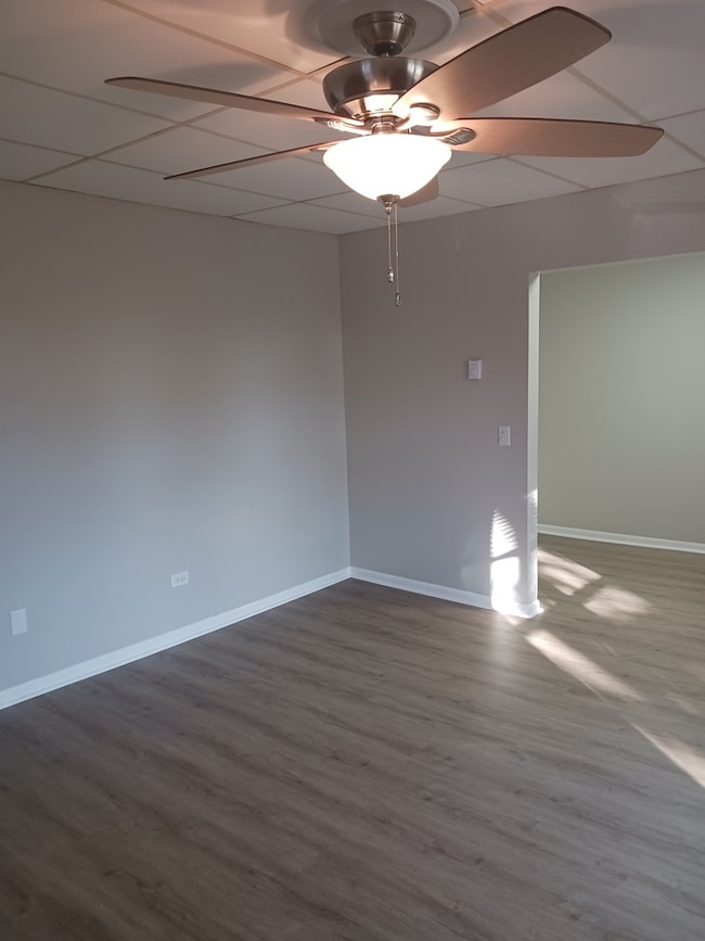 2114 Enoch Ave unit 2, Zion, IL 60099 - photo 4