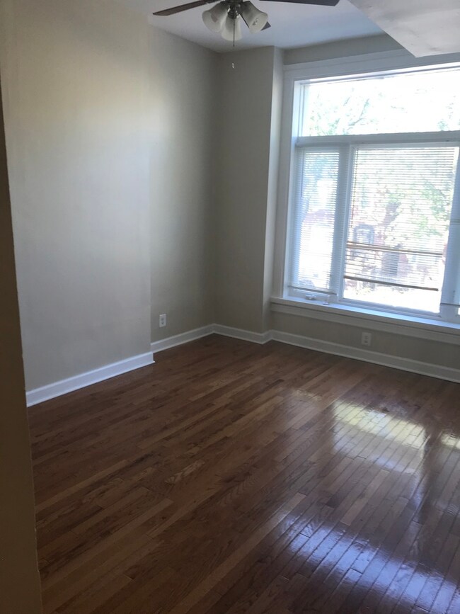 4625 S Langley Ave, Chicago, IL 60653 - photo 2