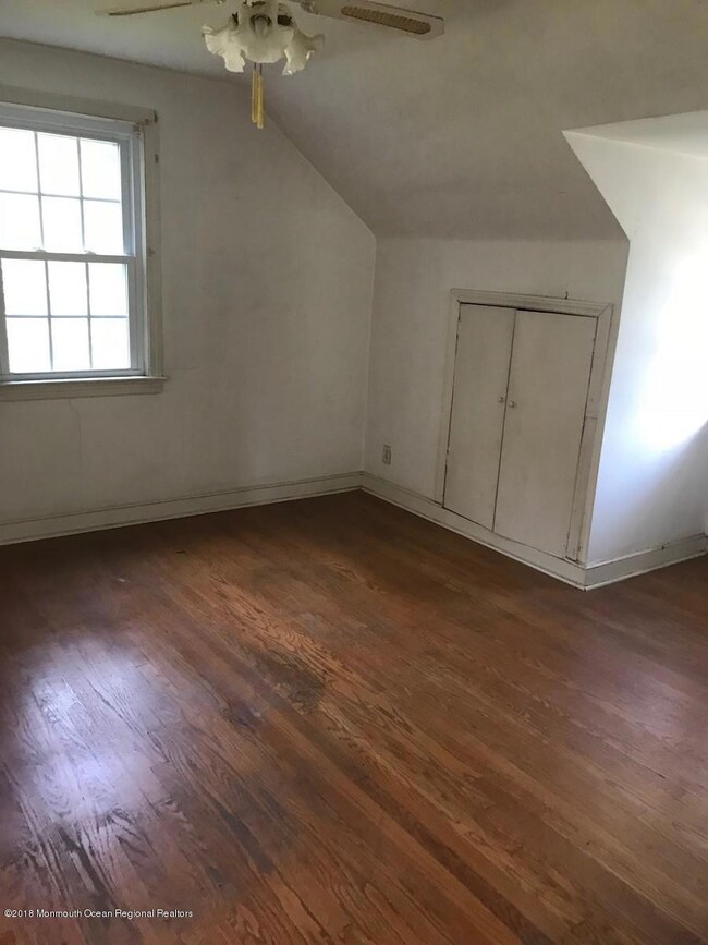 116 Woodbine Ave, Little Silver, NJ 07739 - photo 5