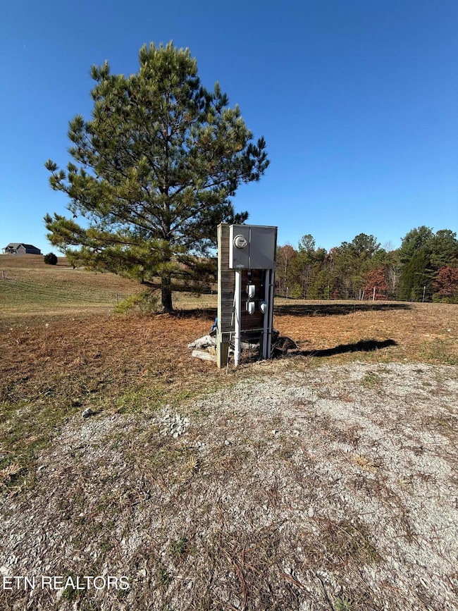 641 Vista View Pkwy, Jamestown, TN 38556 - photo 2