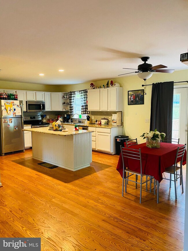 61 Quarry Rd, Stafford, VA 22554 - photo 3