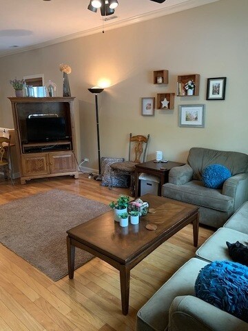 1747 N Campbell Ave unit 1, Chicago, IL 60647 - photo 5