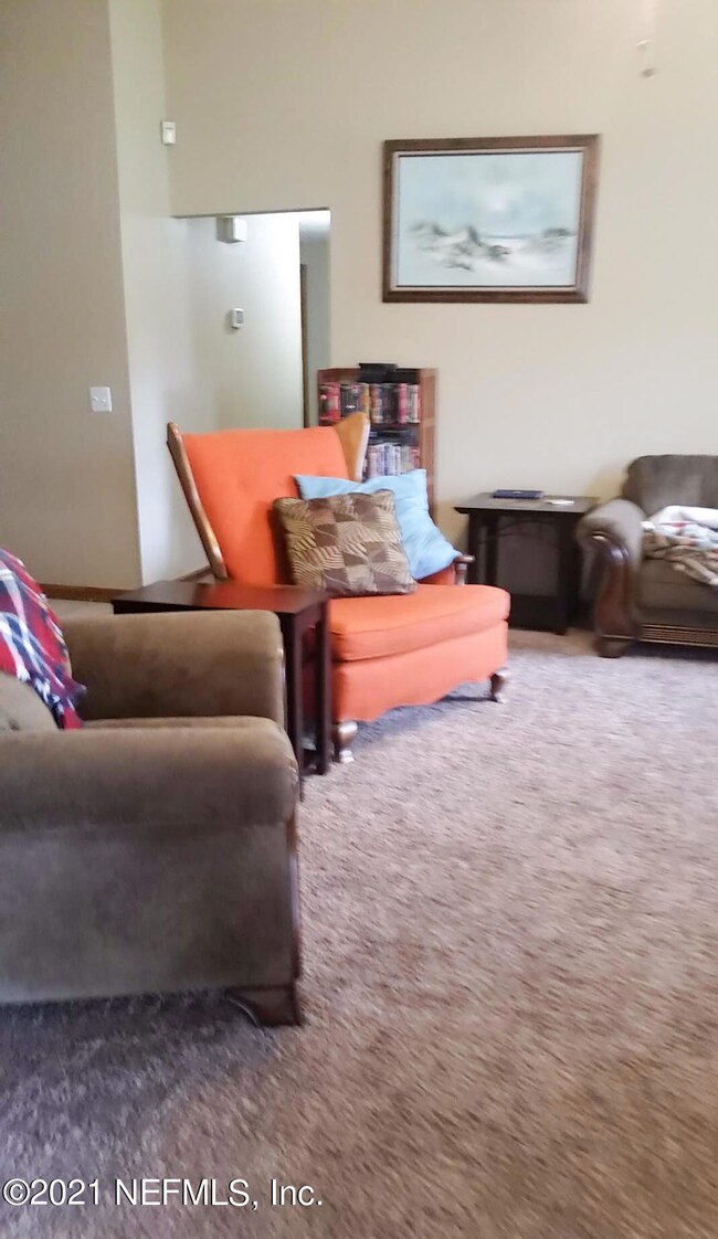 8117 Corky Ln, Jacksonville, FL 32244 - photo 7