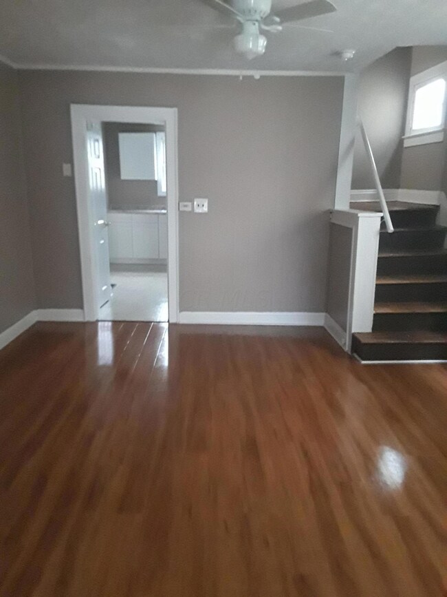 1273 N 6th St, Columbus, OH 43201 - photo 3