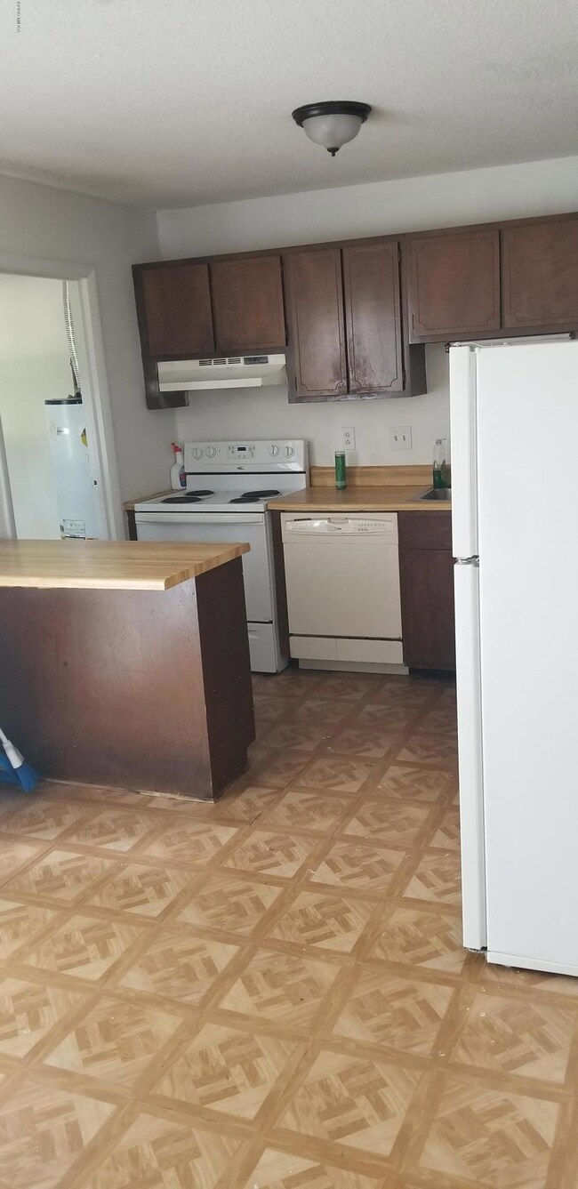 4860 Mamie Carter Dr, Macon, GA 31210 - photo 2