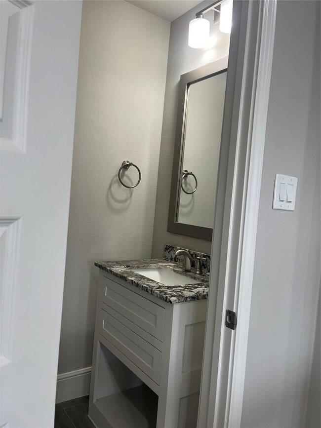 2331 Paul Quinn St, Houston, TX 77091 - photo 7