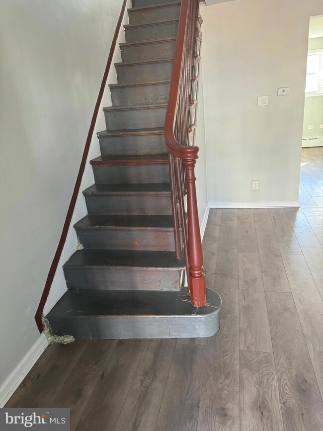 7128 Radbourne Rd, Upper Darby, PA 19082 - photo 5