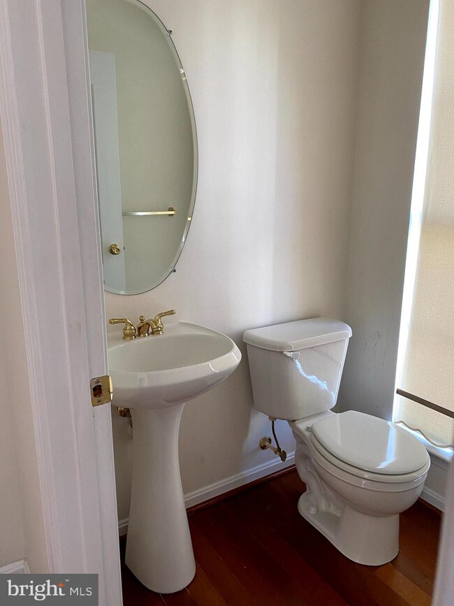 1303 Ring Bill Loop, Upper Marlboro, MD 20774 - photo 7