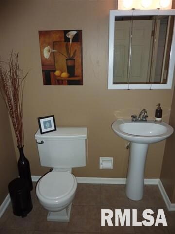 1921 San Jose Ct, Bettendorf, IA 52722 - photo 3