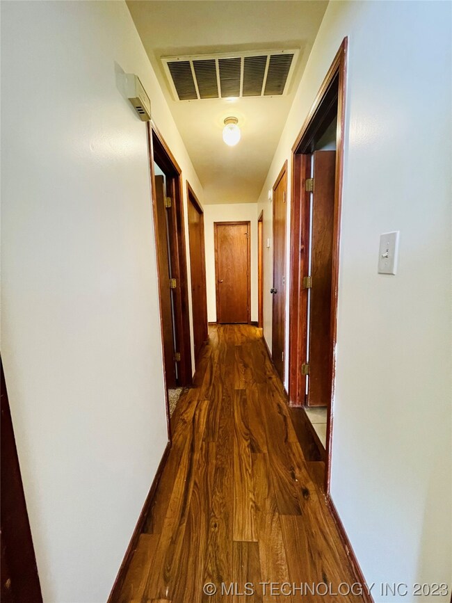 1607 N Hickory Ave, Broken Arrow, OK 74012 - photo 7