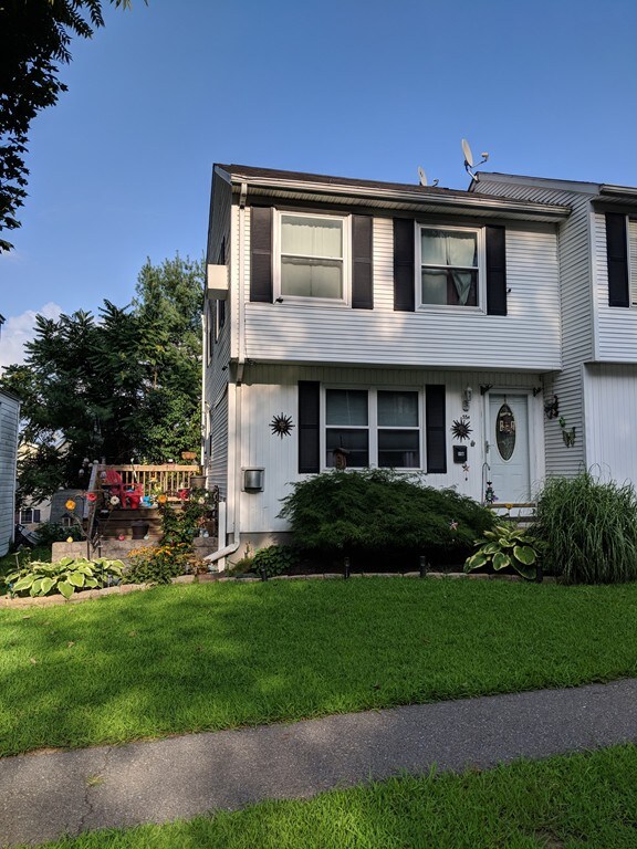 55A Warner Ave, Worcester, MA 01604 - photo 2