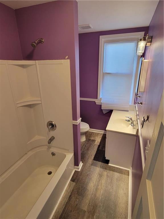 655 Sherman St, Allentown, PA 18109 - photo 7