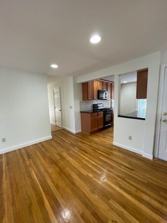 74 Pond St unit 1, Natick, MA 01760 - photo 6