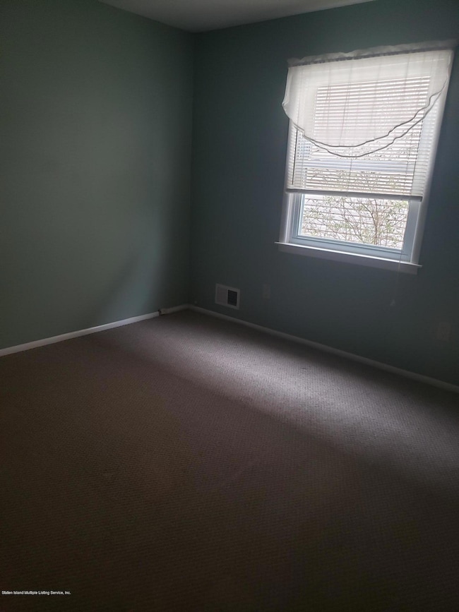 982 Sheldon Ave unit 1, Staten Island, NY 10309 - photo 2