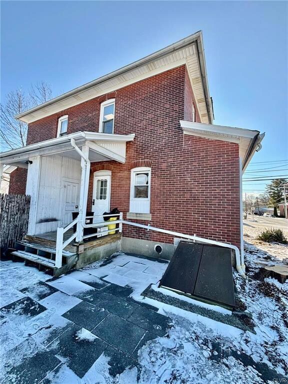 112 N Lehigh Ave, Wind Gap, PA 18091 - photo 2