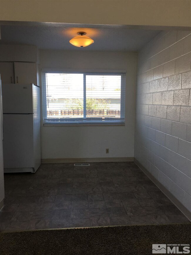 521 C St unit 4, Sparks, NV 89431 - photo 5