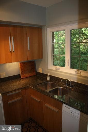 1627 Preston Rd unit 946-16, Alexandria, VA 22302 - photo 6