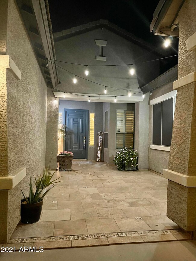 Night courtyard