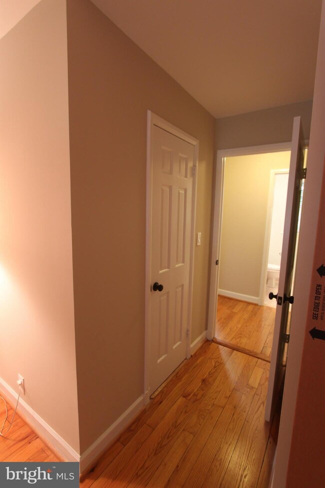3522 S Utah St unit A2, Arlington, VA 22206 - photo 6