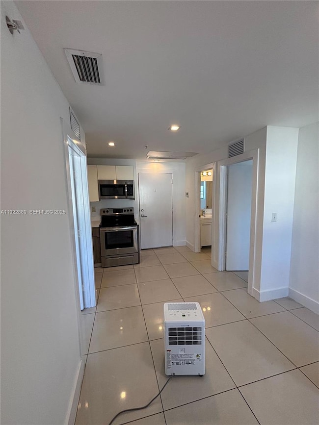 829 SW 18th Ave unit 206, Miami, FL 33135 - photo 3