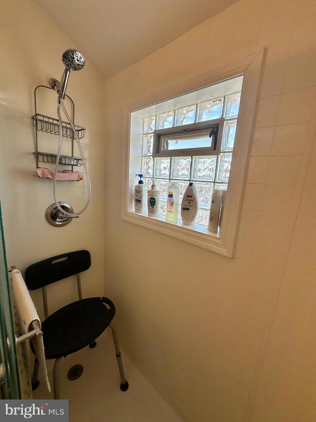 1964 Haselmere Rd, Dundalk, MD 21222 - photo 6