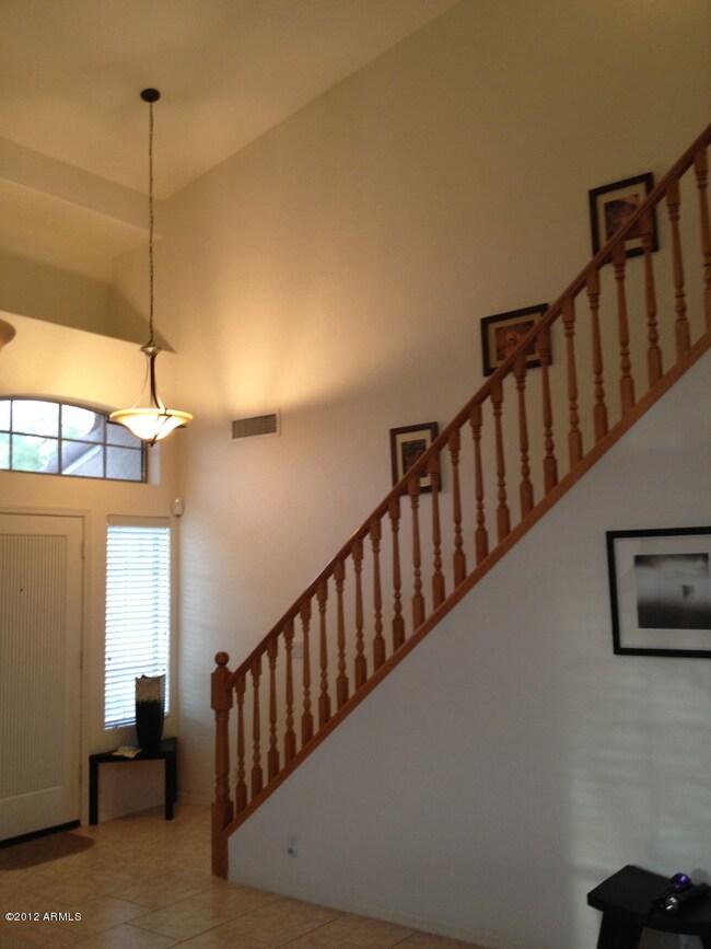 Entry/stairs