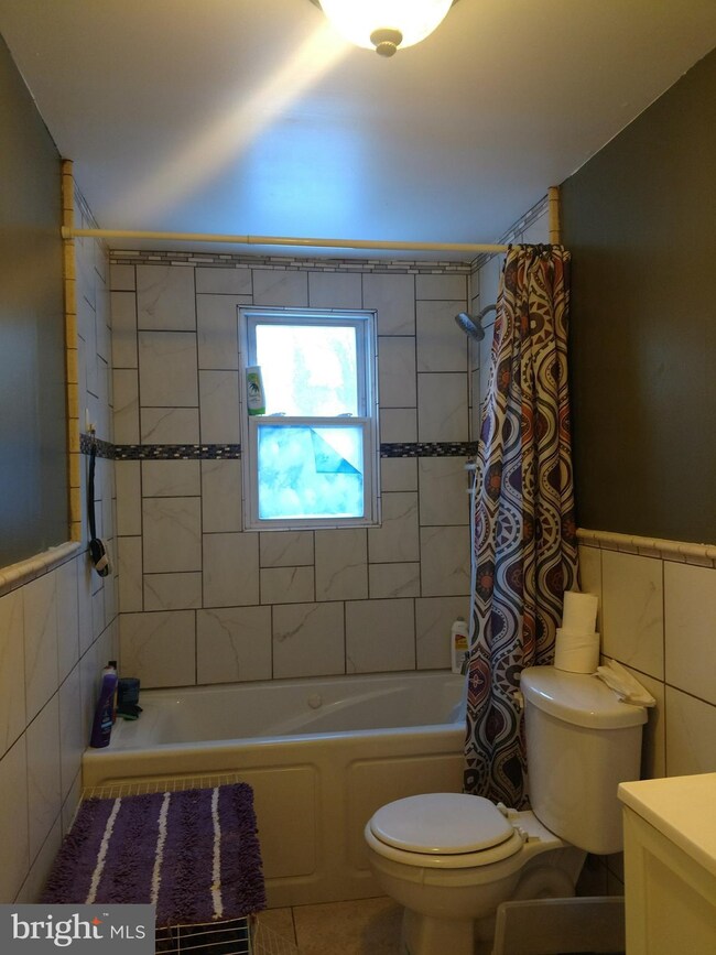 6517 Medwick Dr, Hyattsville, MD 20783 - photo 3