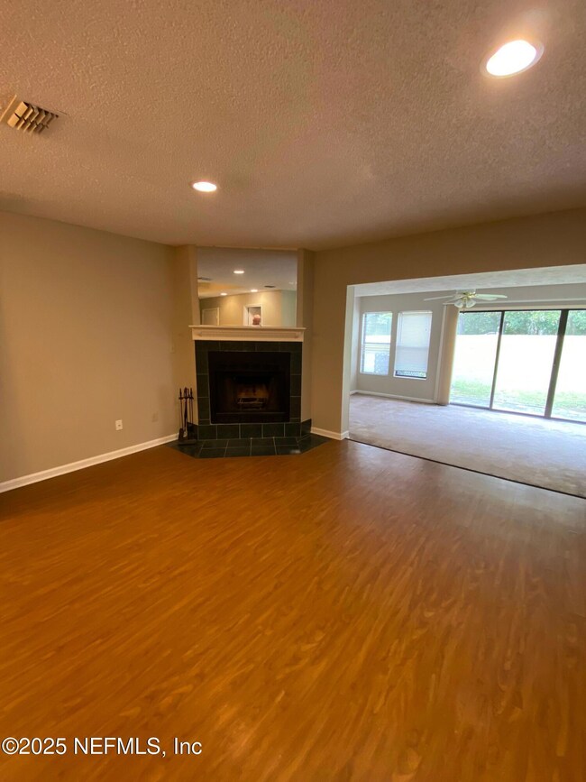 4129 Quiet Creek Loop, Middleburg, FL 32068 - photo 7