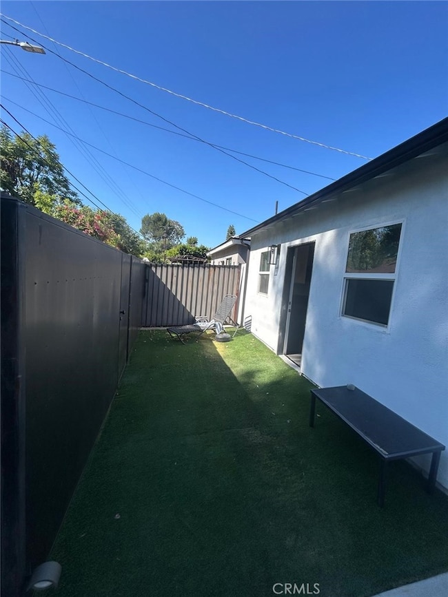 19138 W Oxnard St, Los Angeles, CA 91356 - photo 6