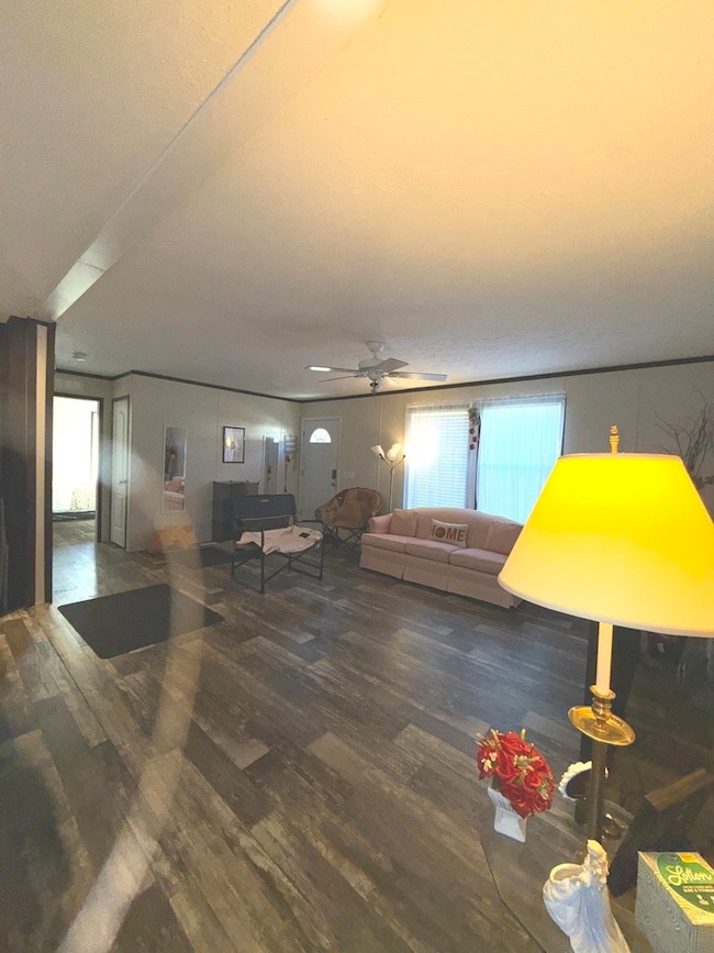 unlisted-address, Chicago, IL 60633 - photo 3