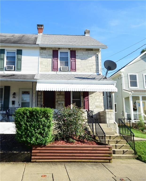 538 Furnace St, Emmaus, PA 18049 - photo 2