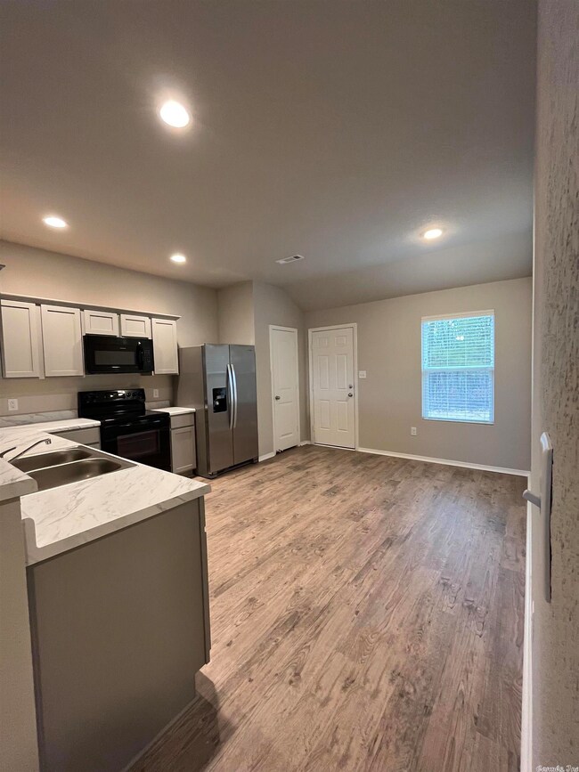 22 Spring Dr, Conway, AR 72034 - photo 3