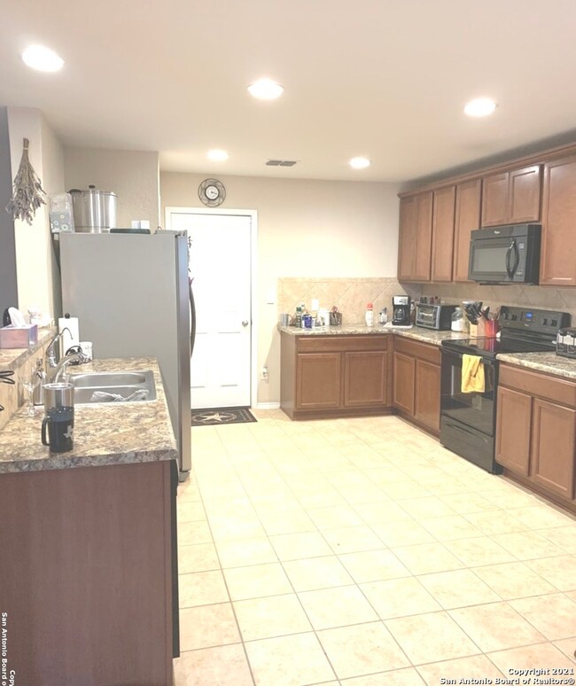 11806 Silver Coins, San Antonio, TX 78254 - photo 6