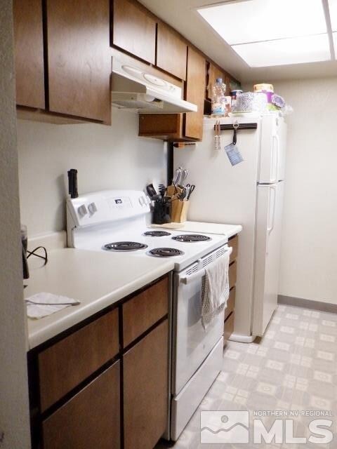 1520 Steven Ct, Sparks, NV 89431 - photo 2