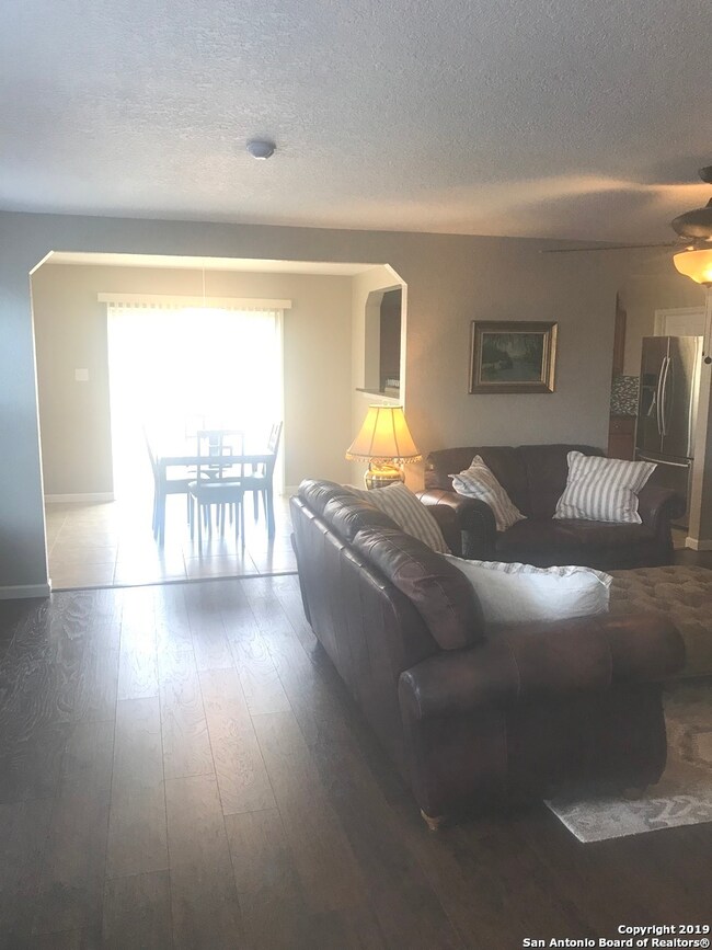 25415 Bermuda Run, San Antonio, TX 78261 - photo 2