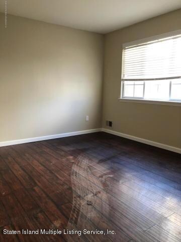 30 Hemlock Ln, Staten Island, NY 10309 - photo 5