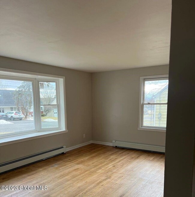 323 Sunset Ave, Rensselaer, NY 12144 - photo 5