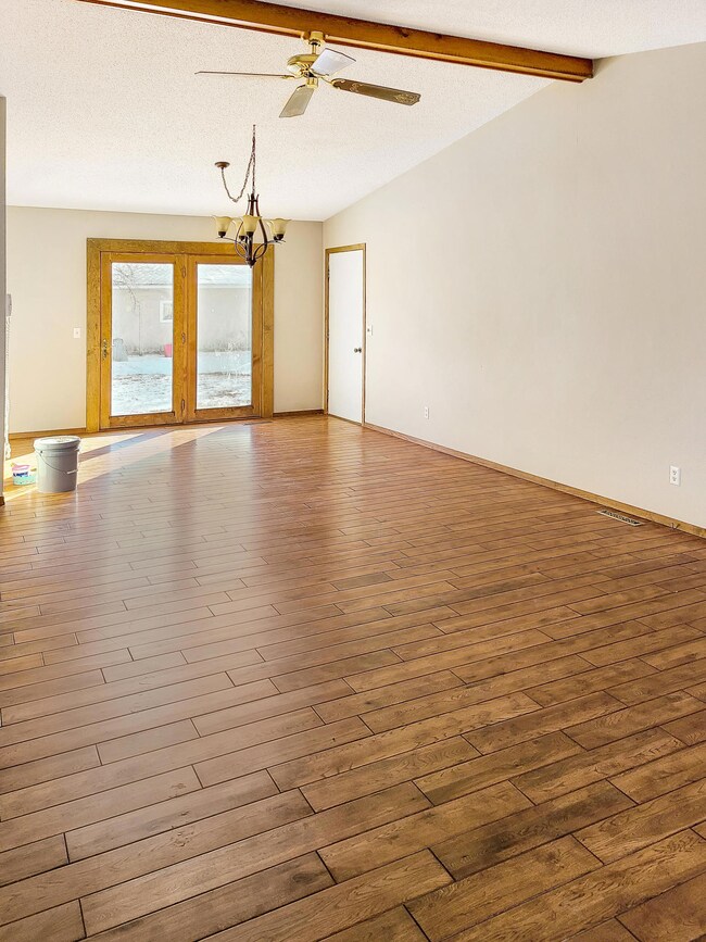 Dining Room<|><|>