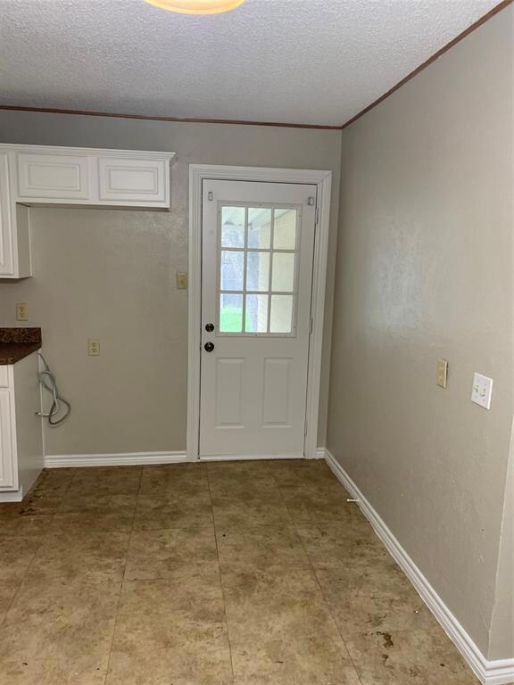 876 Odie Dr, Fort Worth, TX 76108 - photo 4