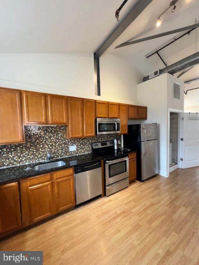 85 Valley Rd unit 1, Phoenixville, PA 19460 - photo 5