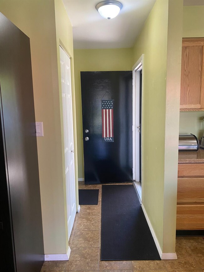 609 214th St, Dyer, IN 46311 - photo 4